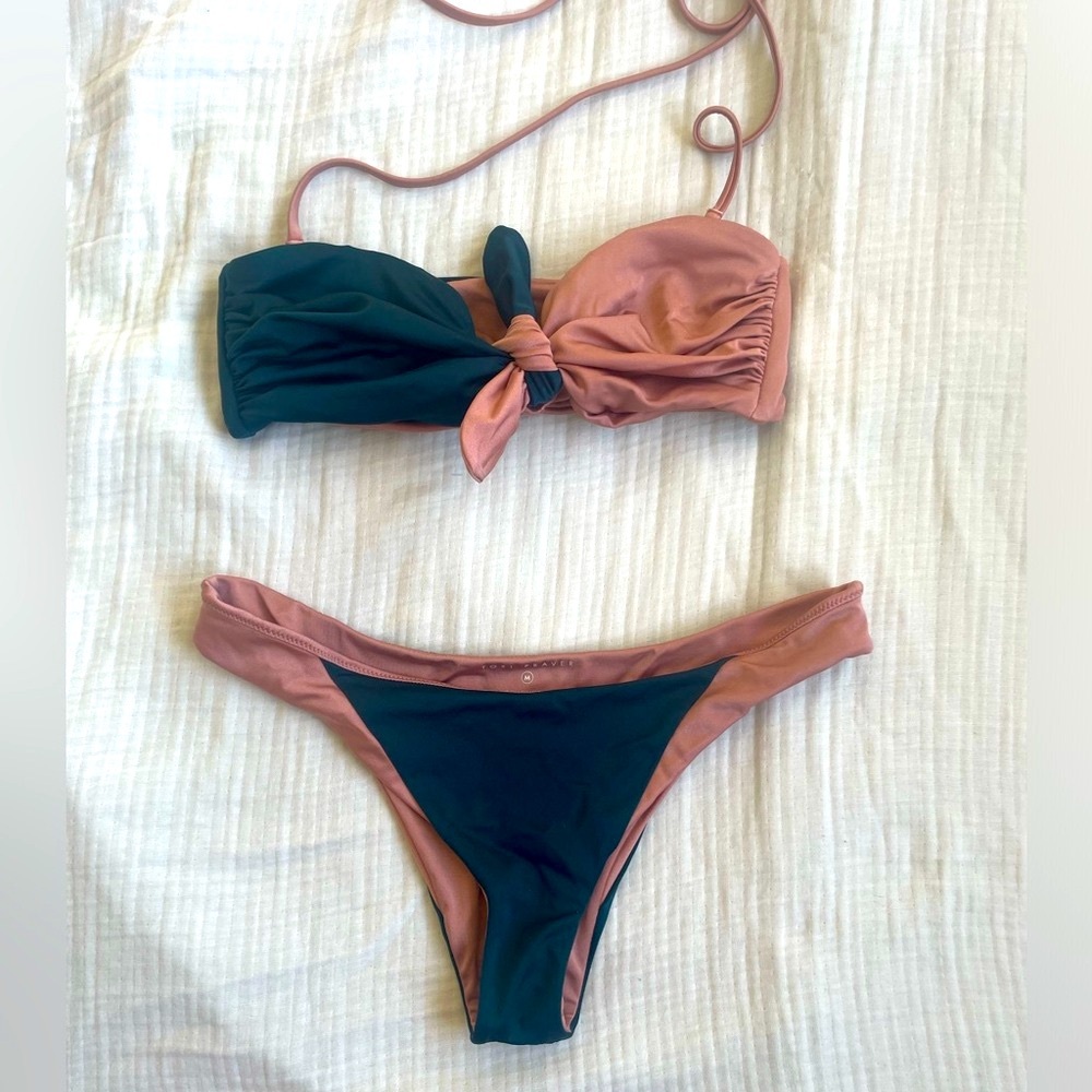 Two-Tone Bikini Set in Black and Pink
